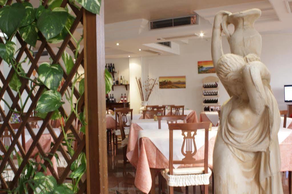 Porto Cesareo Hotel Kültér fotó